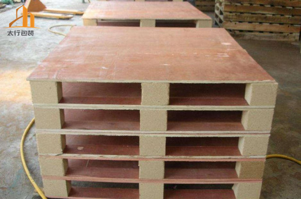 木卡板的物流標(biāo)準(zhǔn).jpg 木卡板的物流標(biāo)準(zhǔn).jpg